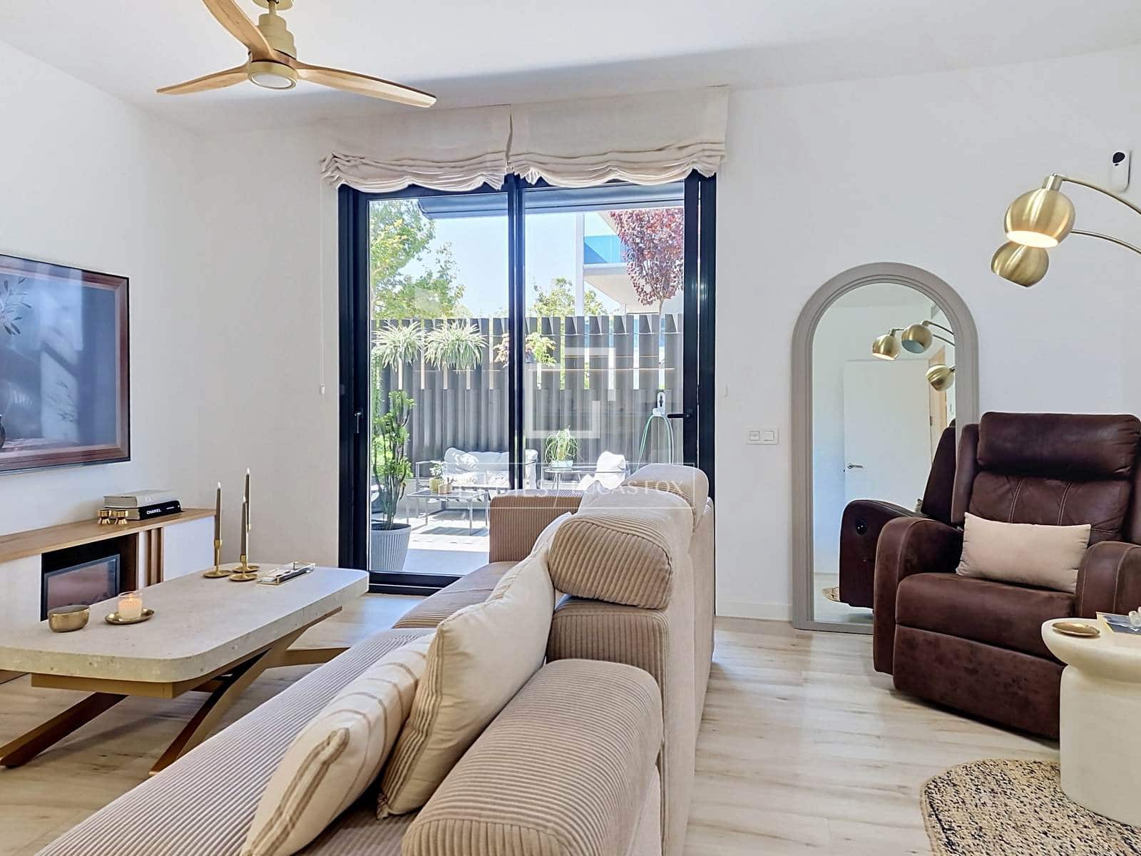 3 sypialnia Apartament na sprzedaż w Vilanova i la Geltru z basenem garażem - 620 000 € (Ref: 10007881)