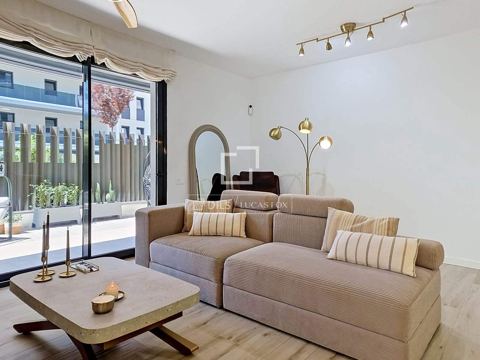 3 sypialnia Apartament na sprzedaż w Vilanova i la Geltru z basenem garażem - 620 000 € (Ref: 10007881)
