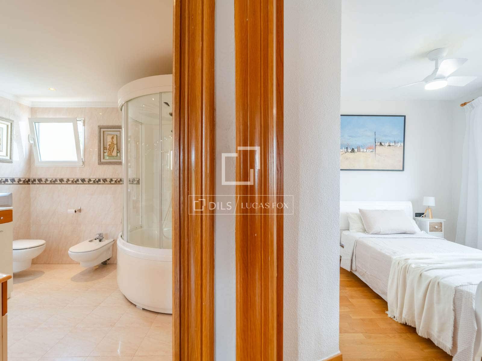 4 bedroom Villa for rent in La Pobla de Farnals with pool garage - € 3,950 (Ref: 10007882)