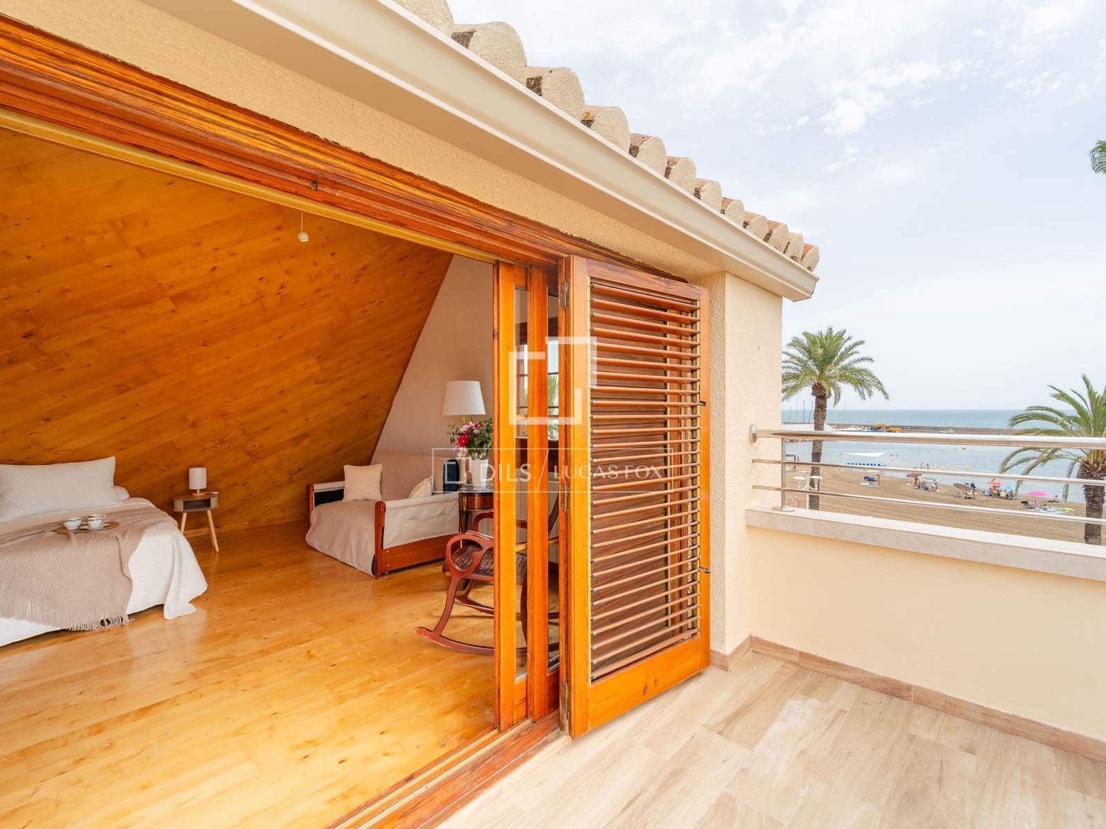 4 bedroom Villa for rent in La Pobla de Farnals with pool garage - € 3,950 (Ref: 10007882)