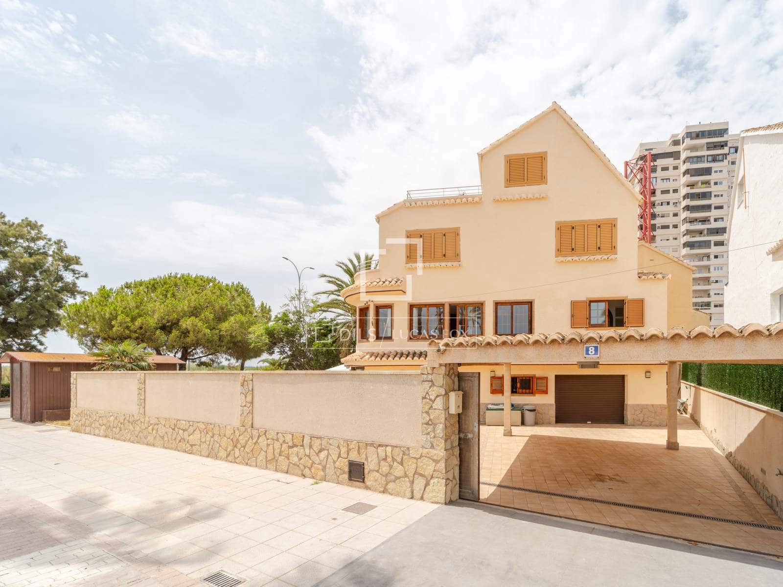 4 bedroom Villa for rent in La Pobla de Farnals with pool garage - € 3,950 (Ref: 10007882)