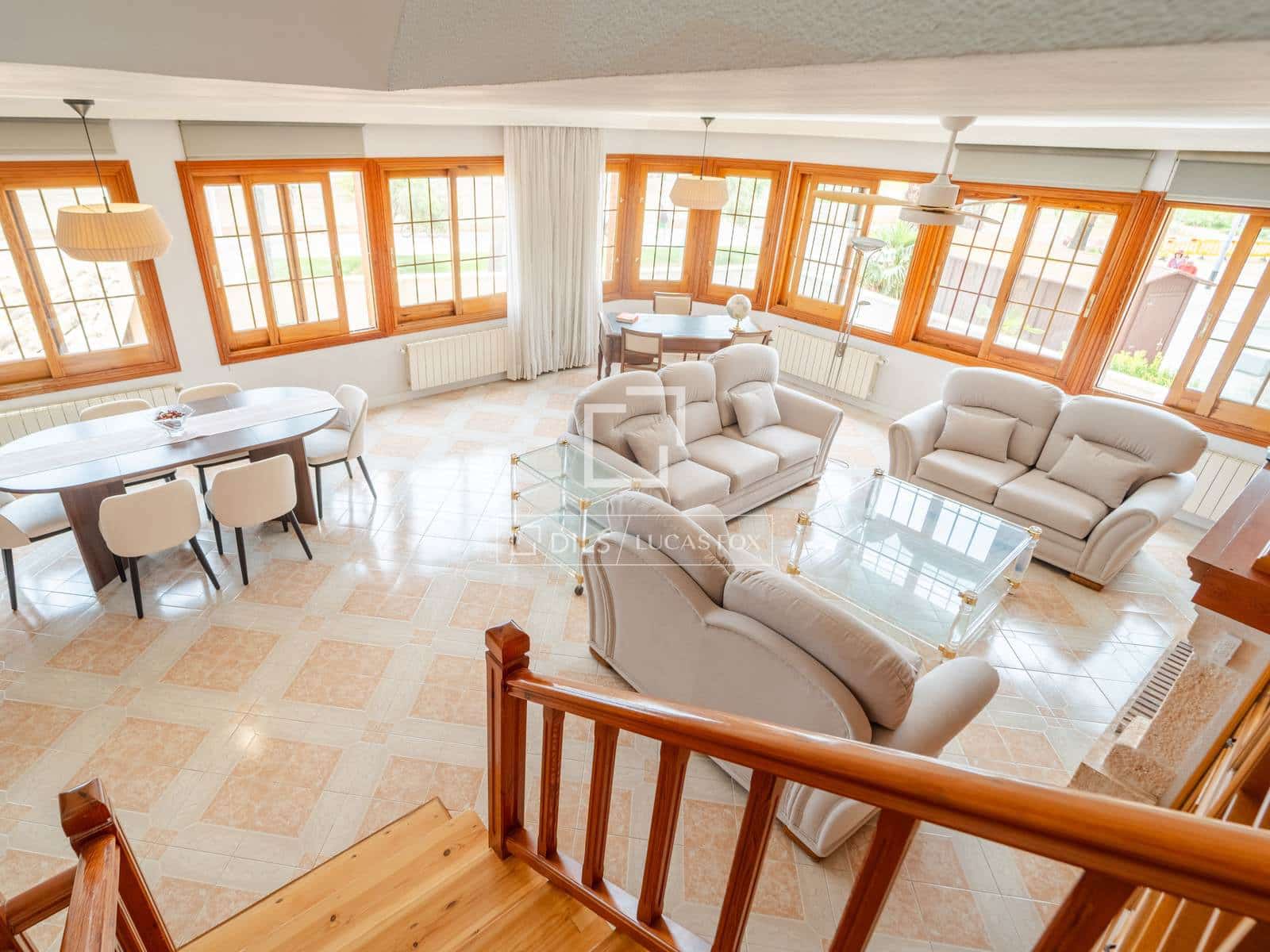 4 bedroom Villa for rent in La Pobla de Farnals with pool garage - € 3,950 (Ref: 10007882)