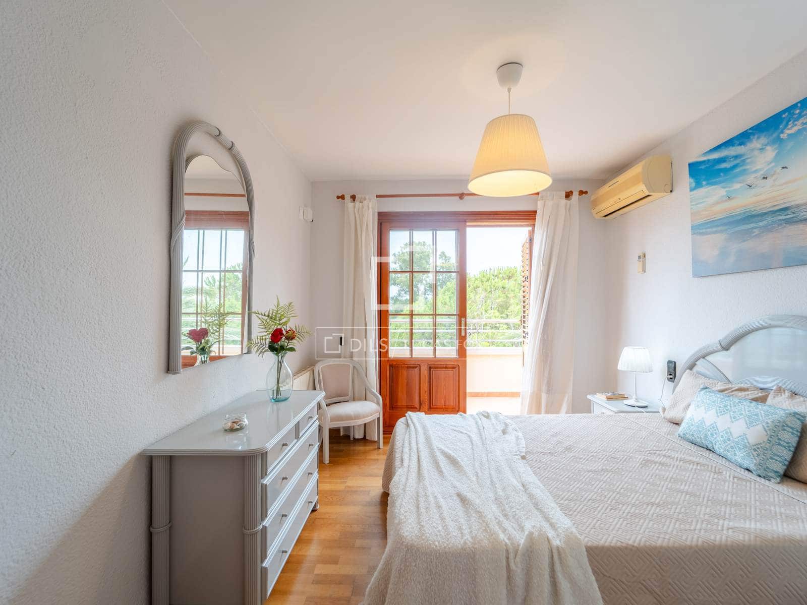 4 bedroom Villa for rent in La Pobla de Farnals with pool garage - € 3,950 (Ref: 10007882)
