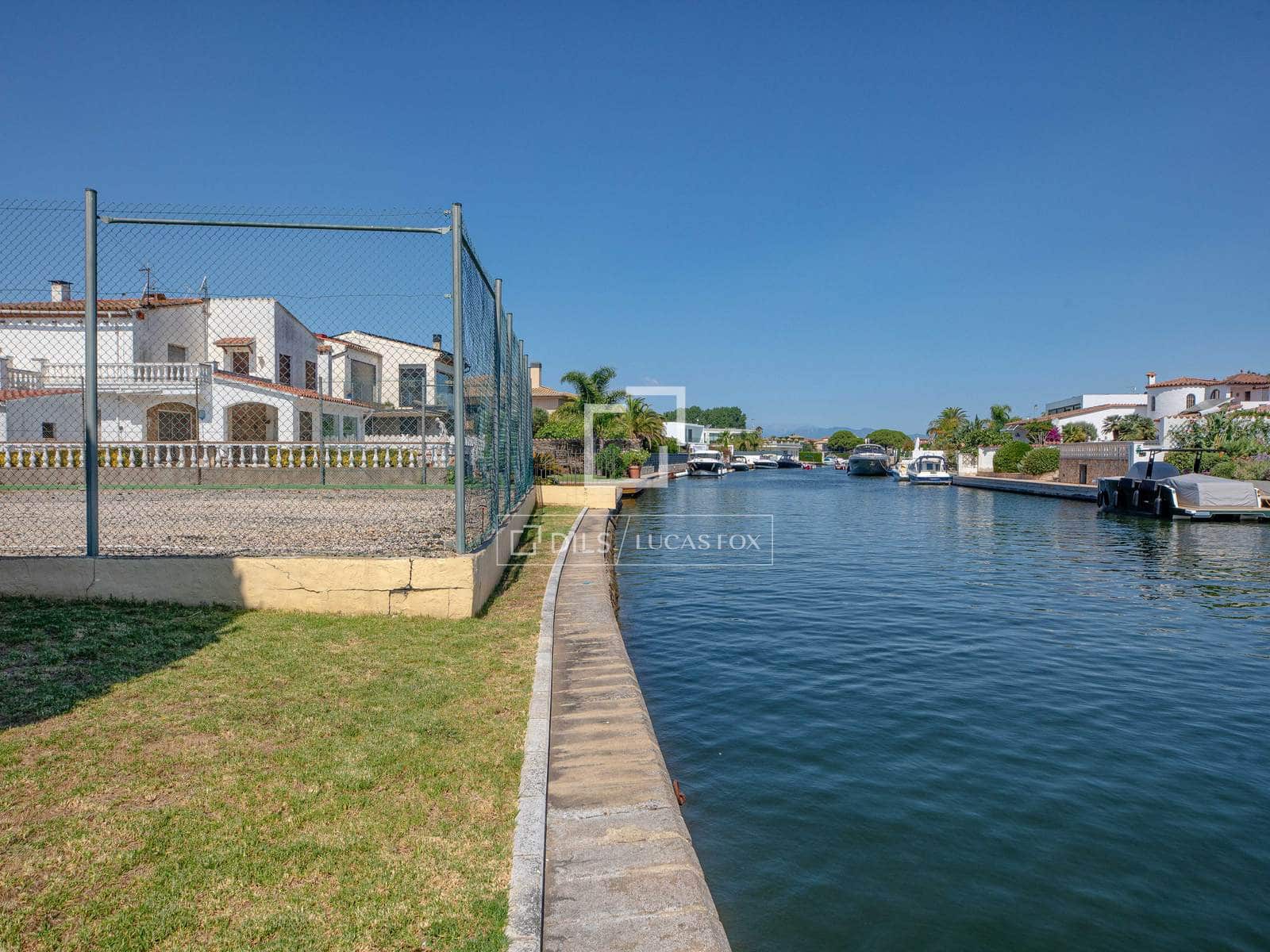 Tomt till salu i Castello d'Empuries - 750 000 € (Ref: 10008003)