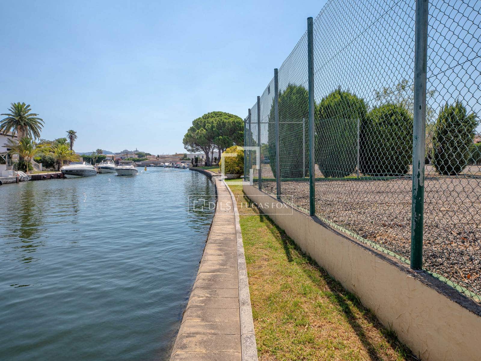 Tomt till salu i Castello d'Empuries - 750 000 € (Ref: 10008003)