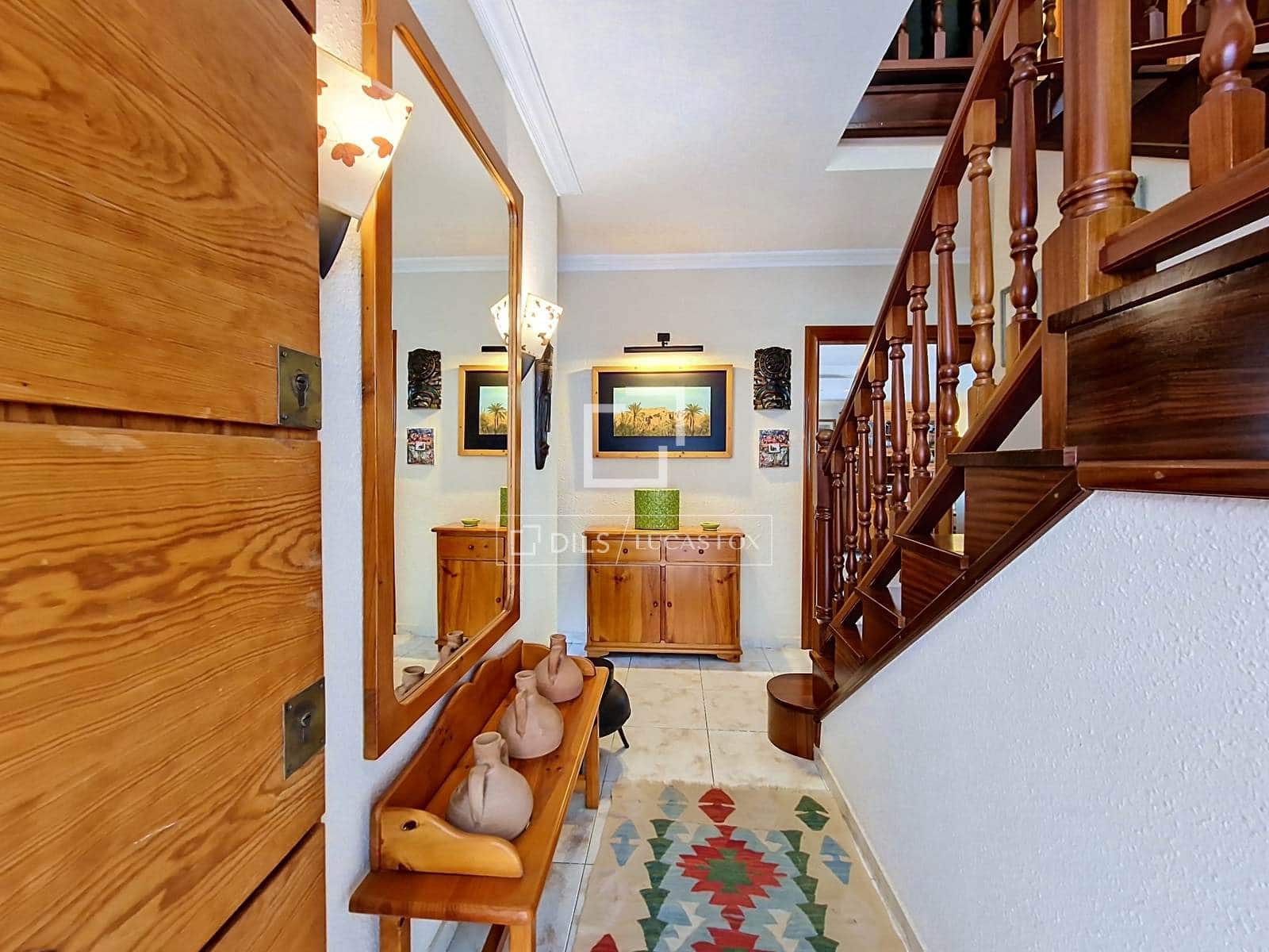 5 slaapkamer Villa te koop in Vilanova i la Geltru met zwembad garage - € 890.000 (Ref: 10008004)