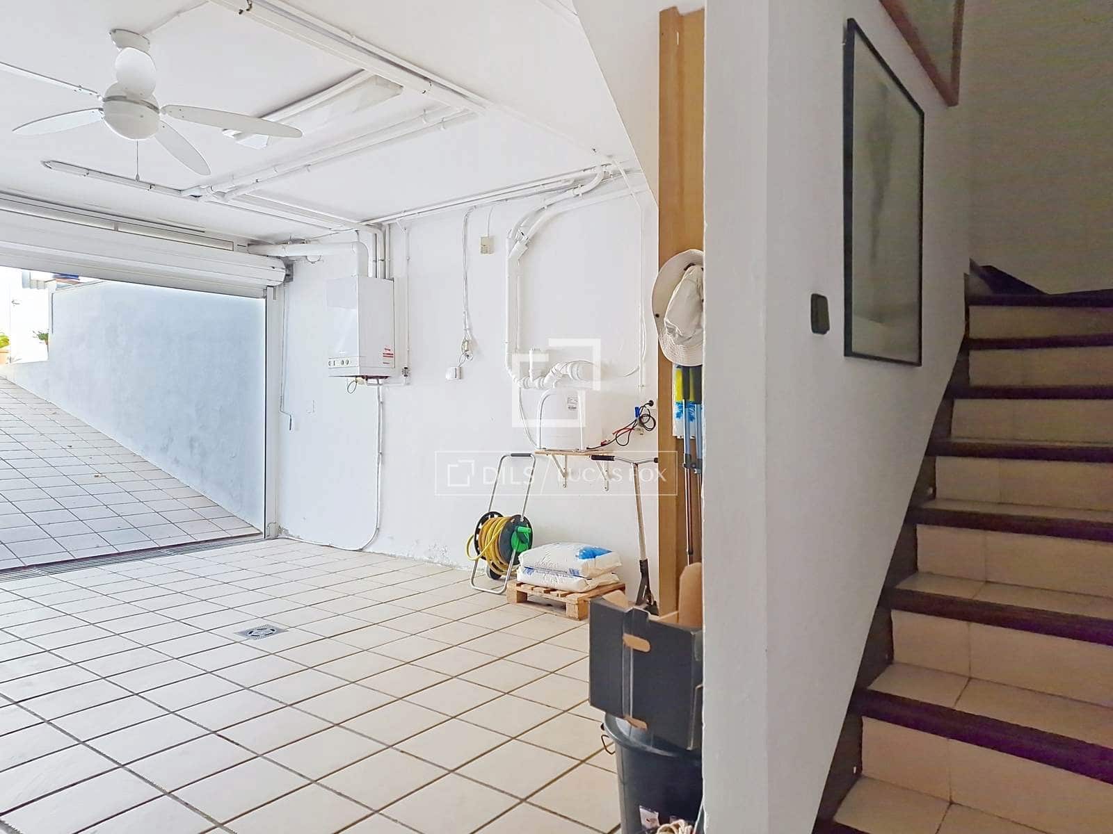 5 slaapkamer Villa te koop in Vilanova i la Geltru met zwembad garage - € 890.000 (Ref: 10008004)