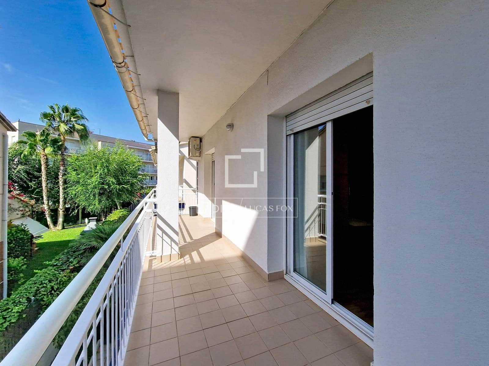5 slaapkamer Villa te koop in Vilanova i la Geltru met zwembad garage - € 890.000 (Ref: 10008004)