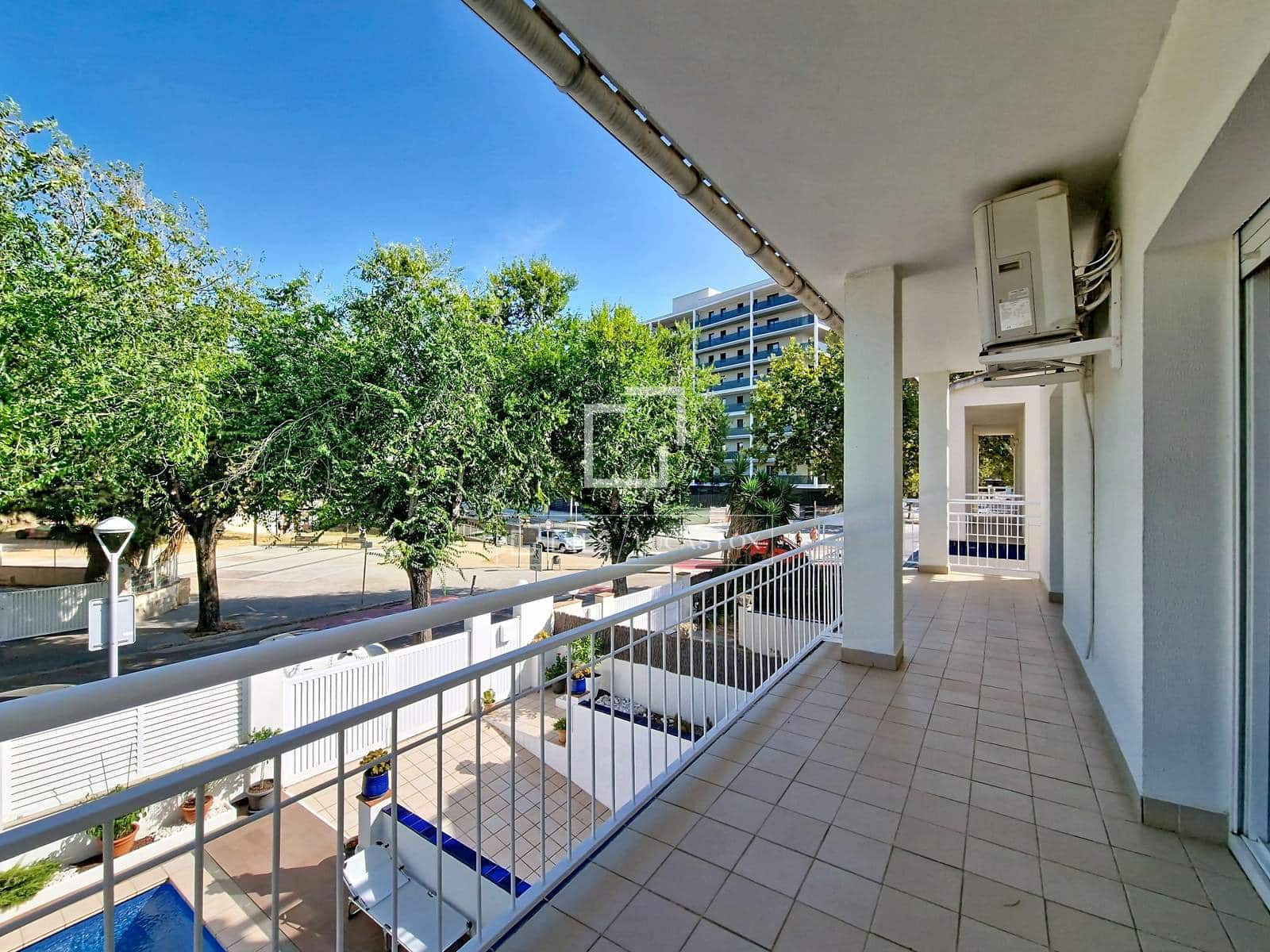 5 slaapkamer Villa te koop in Vilanova i la Geltru met zwembad garage - € 890.000 (Ref: 10008004)