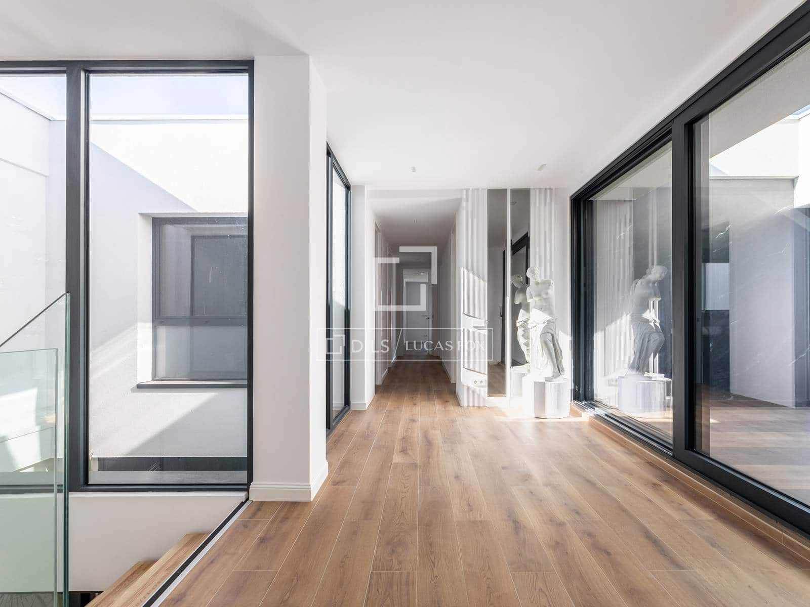 5 quarto Moradia para venda em Villaviciosa de Odon com piscina garagem - 1 500 000 € (Ref: 10008005)