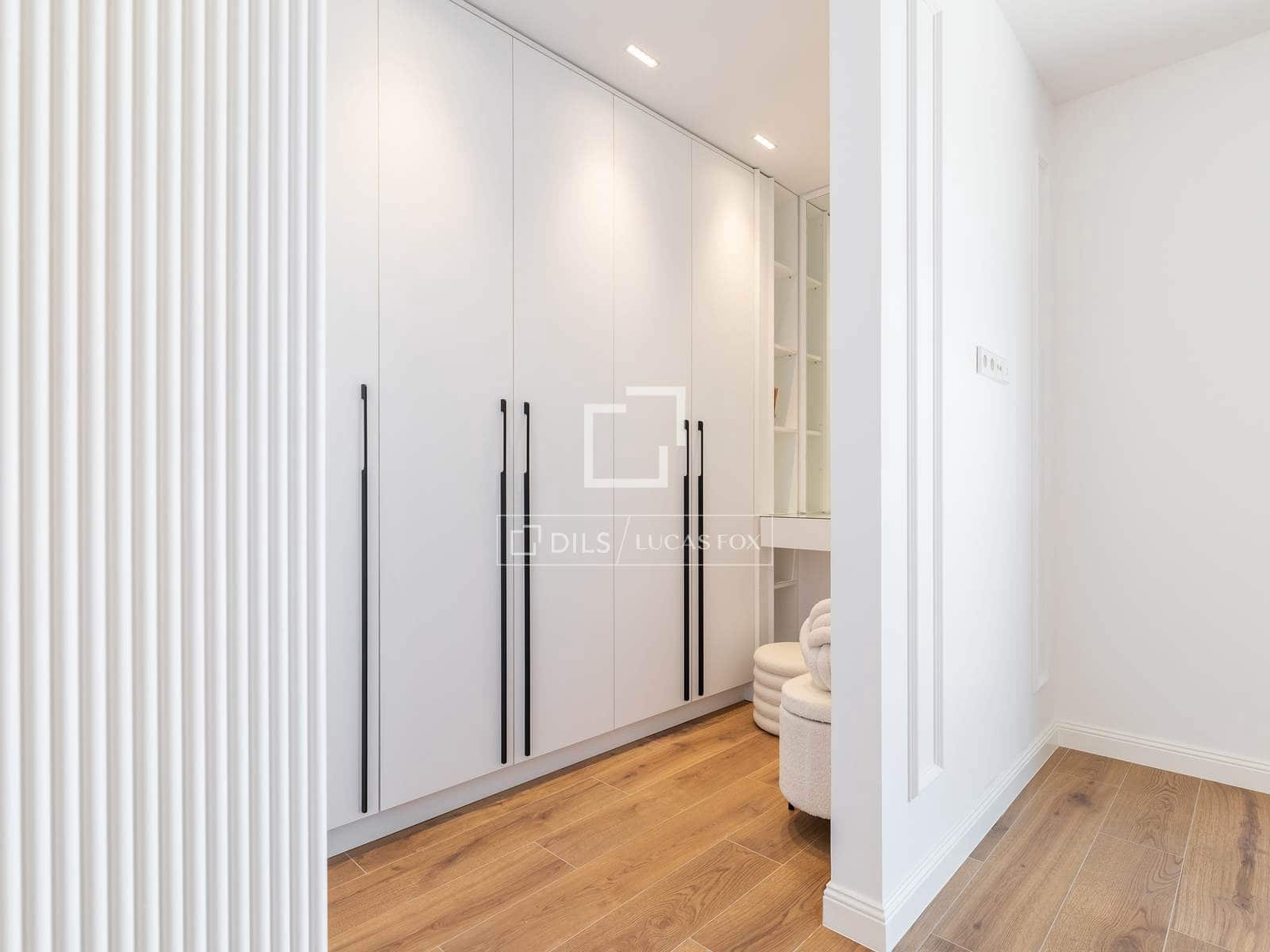 5 quarto Moradia para venda em Villaviciosa de Odon com piscina garagem - 1 500 000 € (Ref: 10008005)