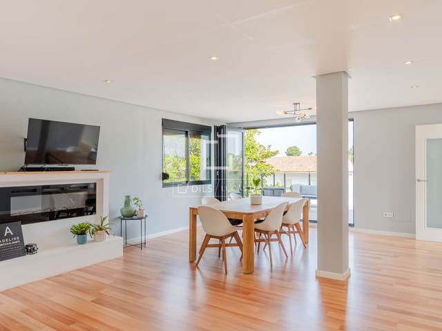 5 slaapkamer Villa te koop in L'Eliana met zwembad garage - € 830.000 (Ref: 10008006)