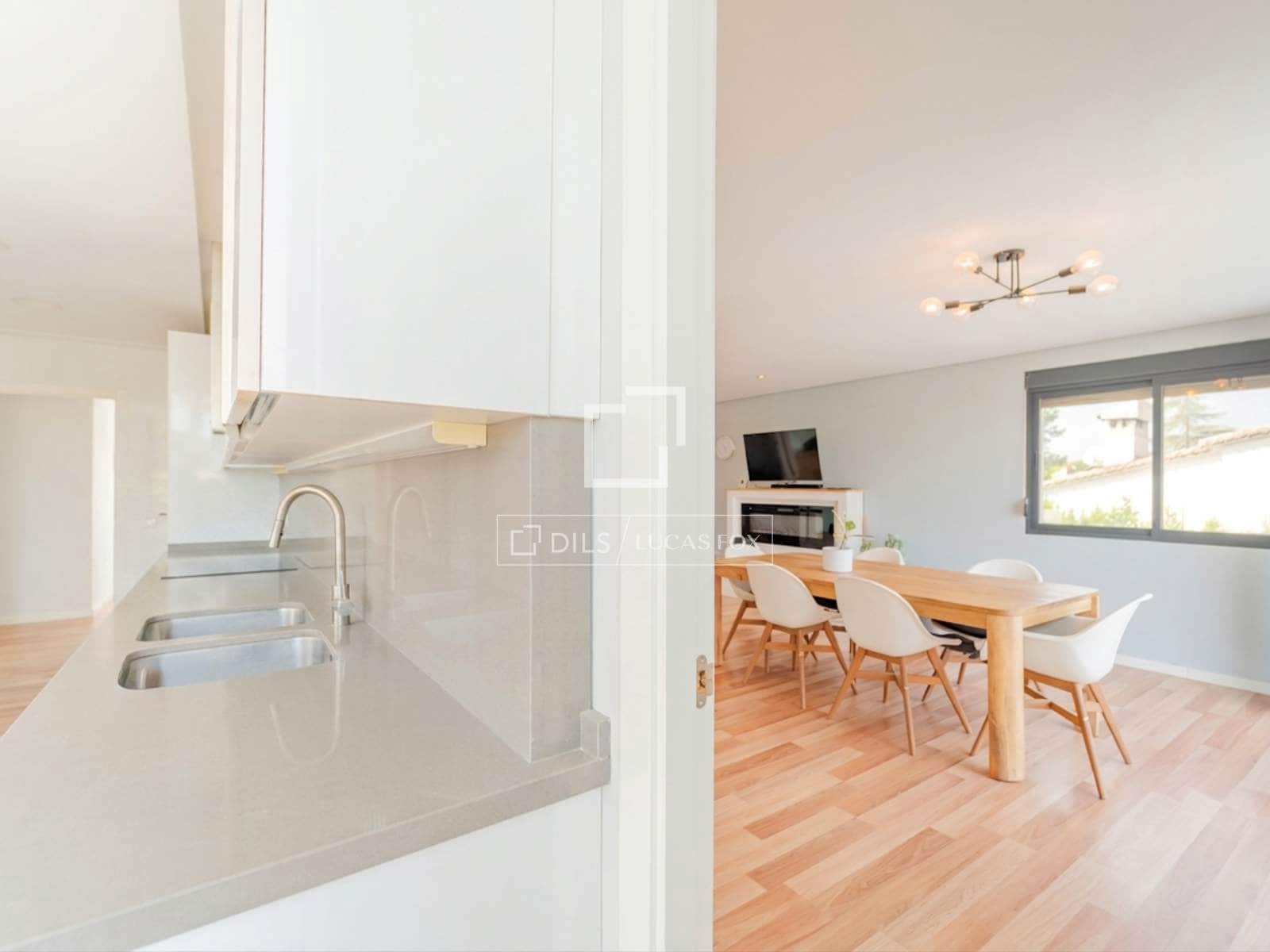 5 slaapkamer Villa te koop in L'Eliana met zwembad garage - € 830.000 (Ref: 10008006)