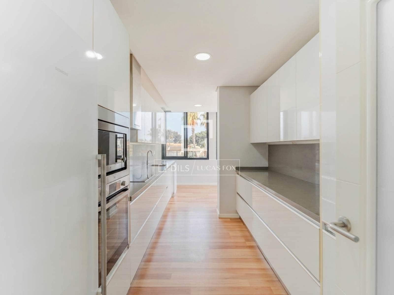 5 slaapkamer Villa te koop in L'Eliana met zwembad garage - € 830.000 (Ref: 10008006)