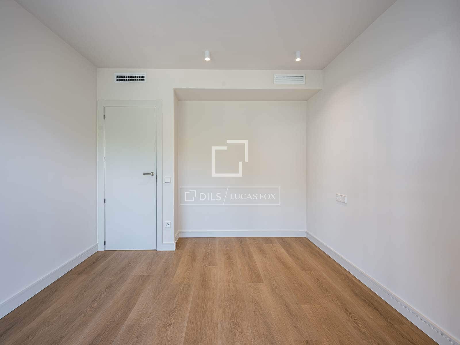3 camera da letto Appartamento in vendita in Gava con piscina garage - 1.250.000 € (Rif: 10008070)