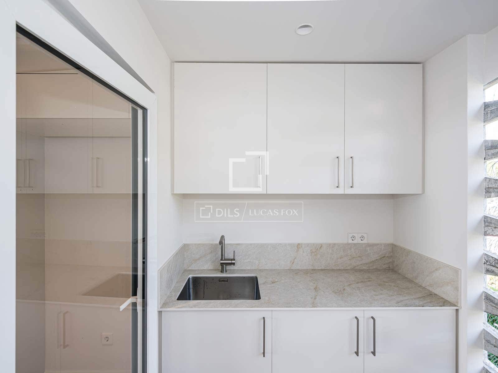 3 camera da letto Appartamento in vendita in Gava con piscina garage - 1.250.000 € (Rif: 10008070)