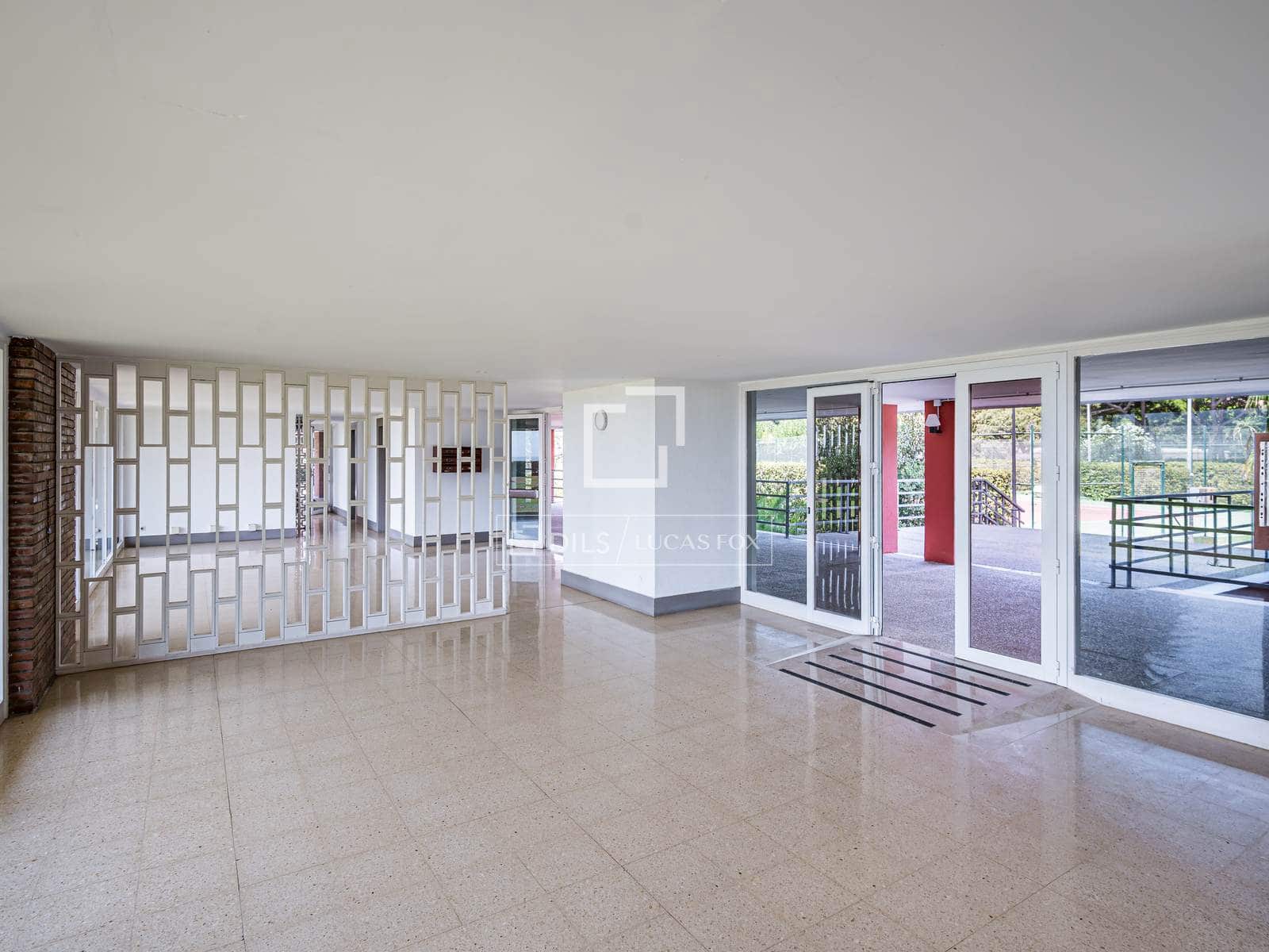 3 camera da letto Appartamento in vendita in Gava con piscina garage - 1.250.000 € (Rif: 10008070)
