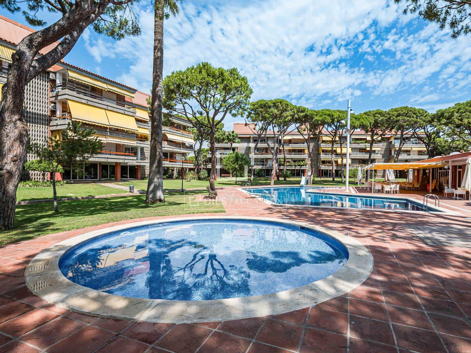 3 camera da letto Appartamento in vendita in Gava con piscina garage - 1.250.000 € (Rif: 10008070)