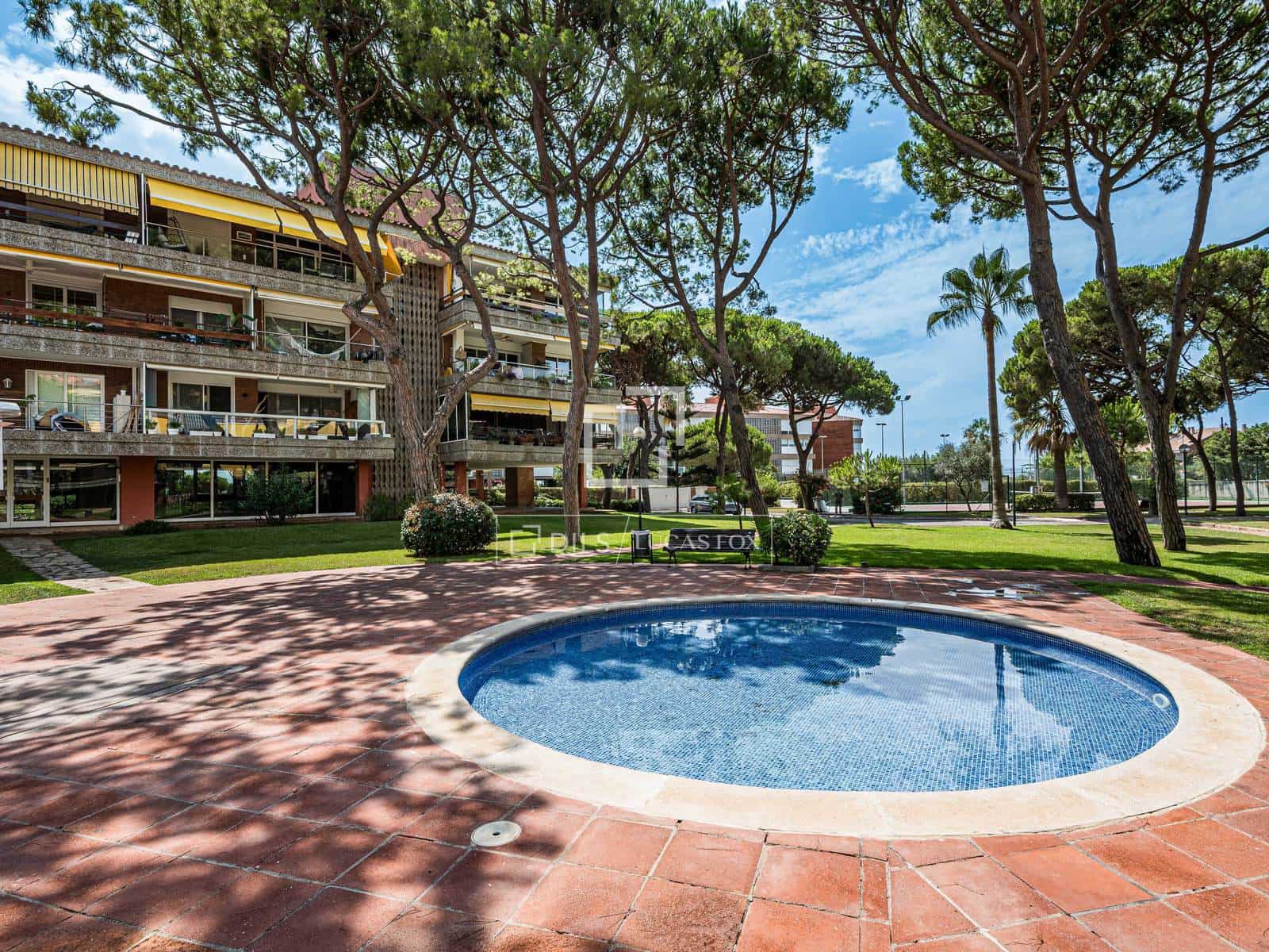 3 camera da letto Appartamento in vendita in Gava con piscina garage - 1.250.000 € (Rif: 10008070)