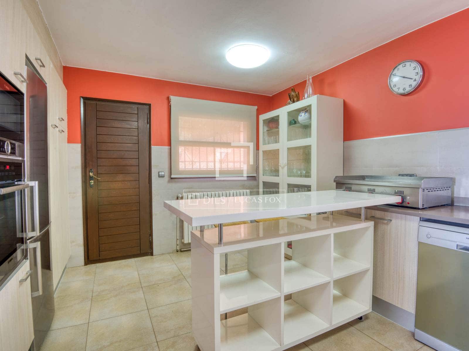 5 bedroom Villa for sale in Calonge i Sant Antoni with pool garage - € 690,000 (Ref: 10008071)