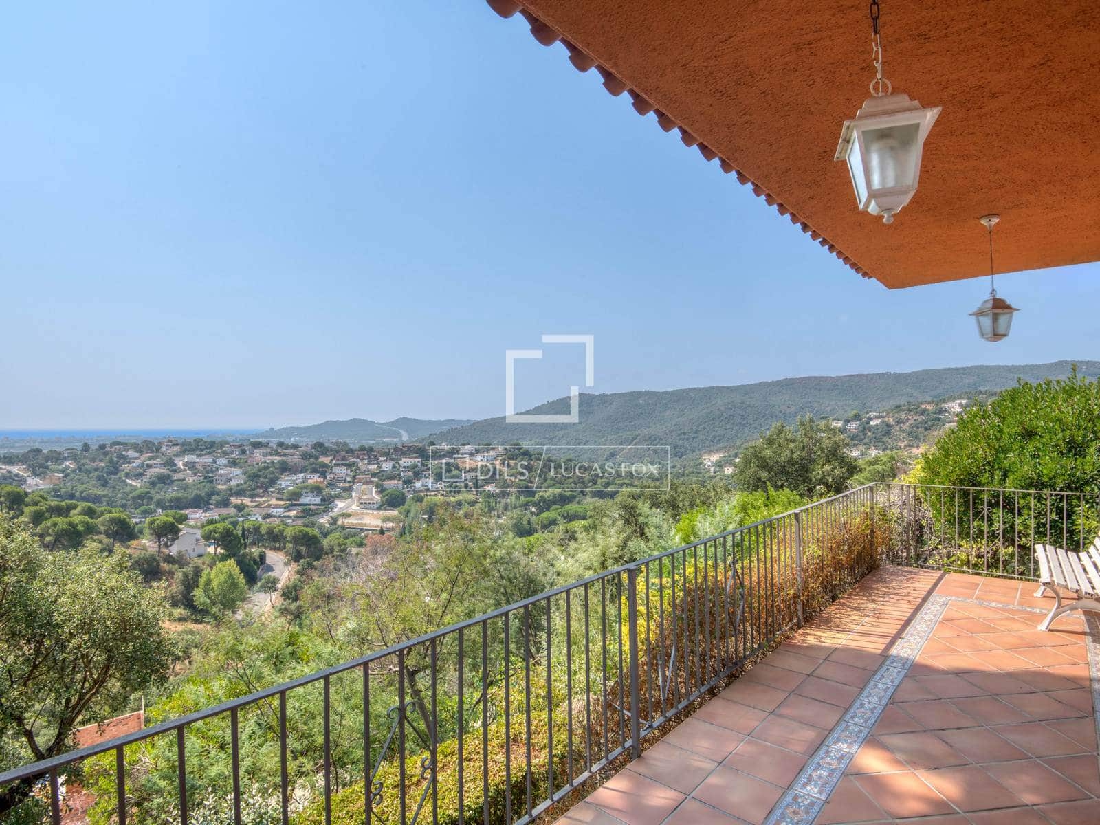 5 bedroom Villa for sale in Calonge i Sant Antoni with pool garage - € 690,000 (Ref: 10008071)