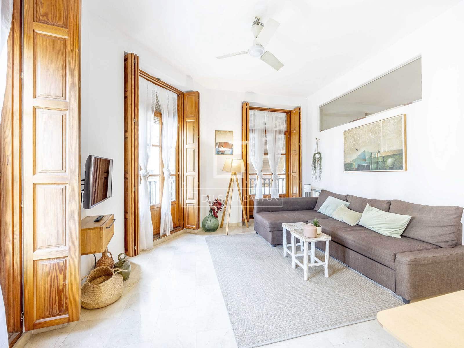 1 slaapkamer Appartement te koop in Valencia stad - € 415.000 (Ref: 10008073)