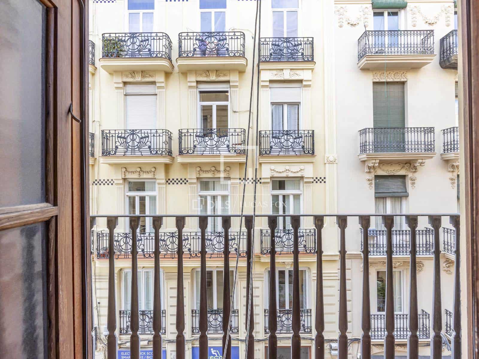 1 slaapkamer Appartement te koop in Valencia stad - € 415.000 (Ref: 10008073)