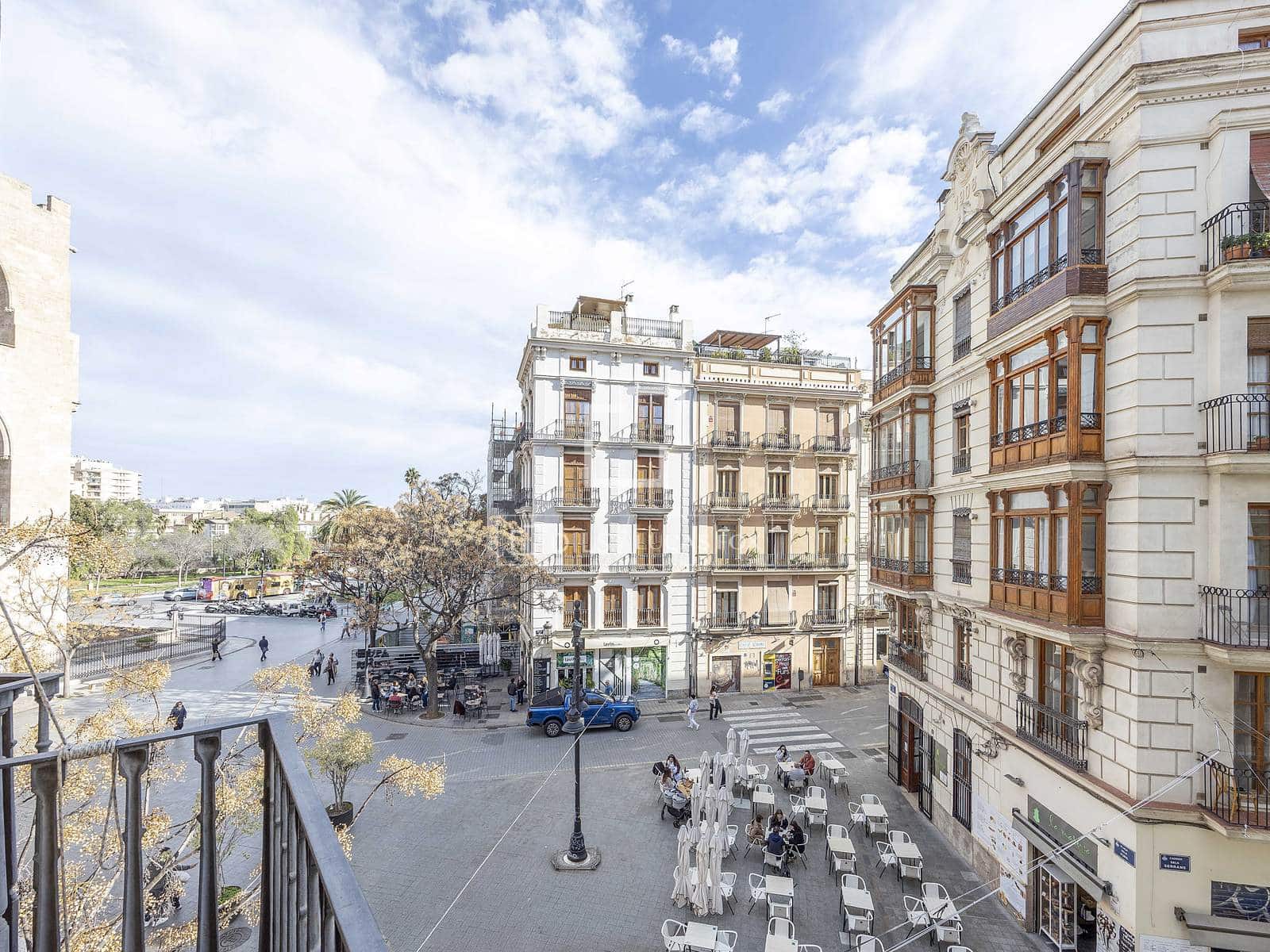 1 slaapkamer Appartement te koop in Valencia stad - € 415.000 (Ref: 10008073)