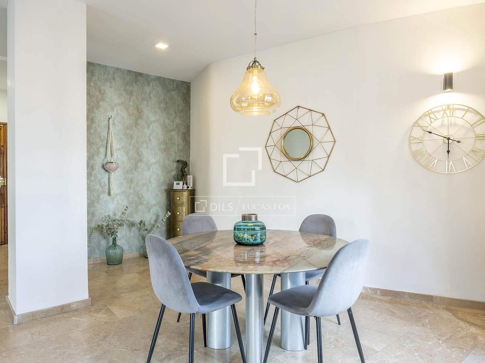 1 bedroom Commercial for sale in Valencia city - € 675,000 (Ref: 10008074)