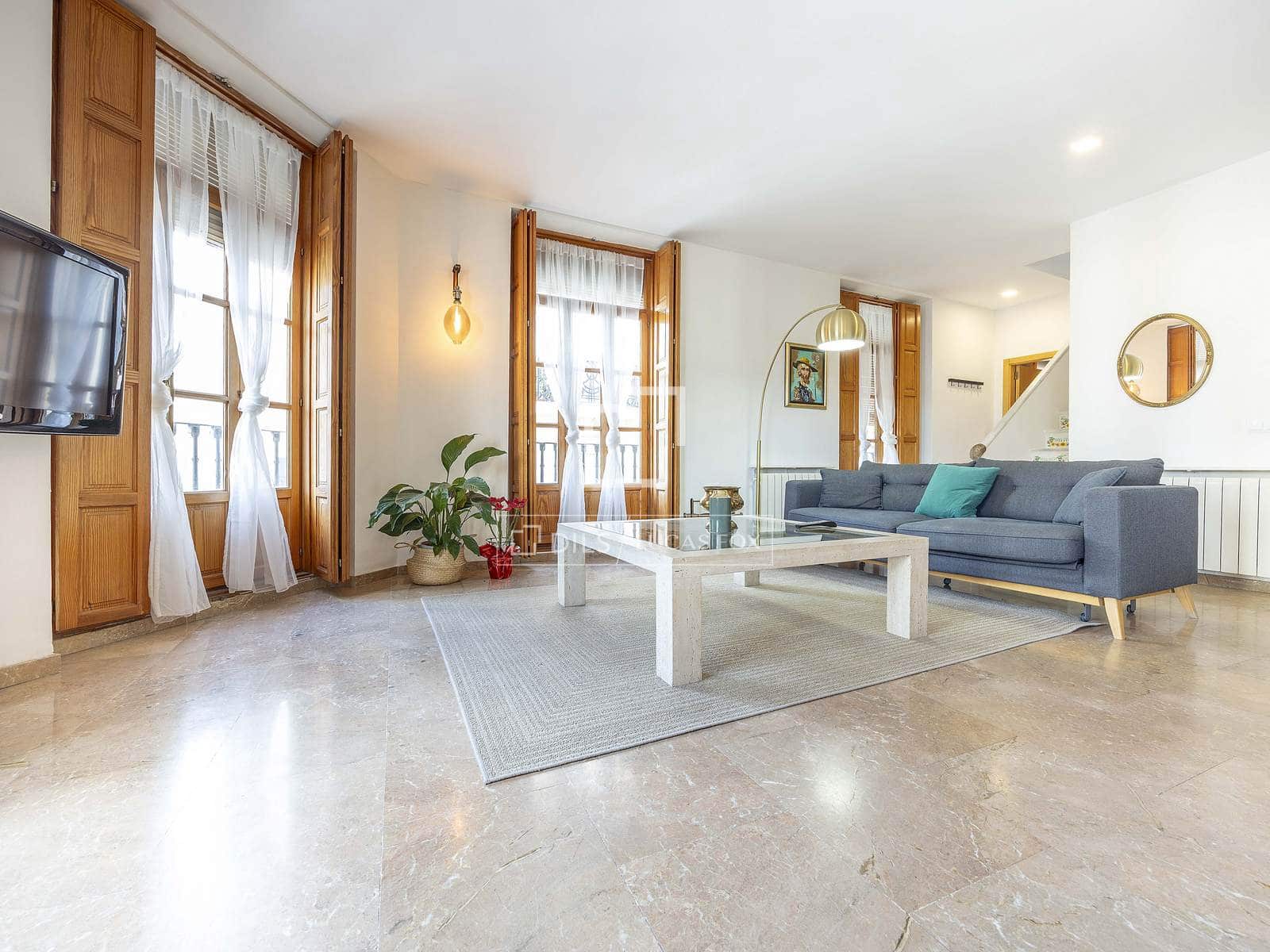 1 bedroom Commercial for sale in Valencia city - € 675,000 (Ref: 10008074)