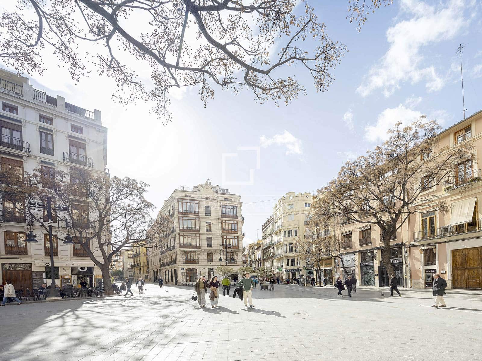 1 bedroom Commercial for sale in Valencia city - € 675,000 (Ref: 10008074)