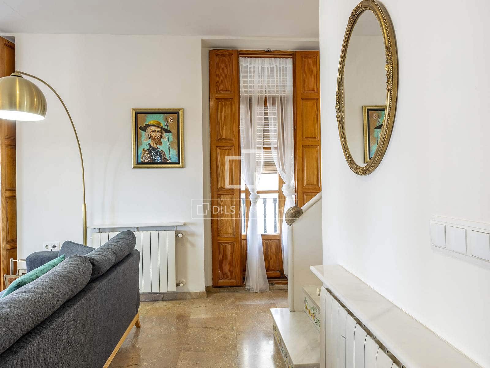 1 bedroom Commercial for sale in Valencia city - € 675,000 (Ref: 10008074)