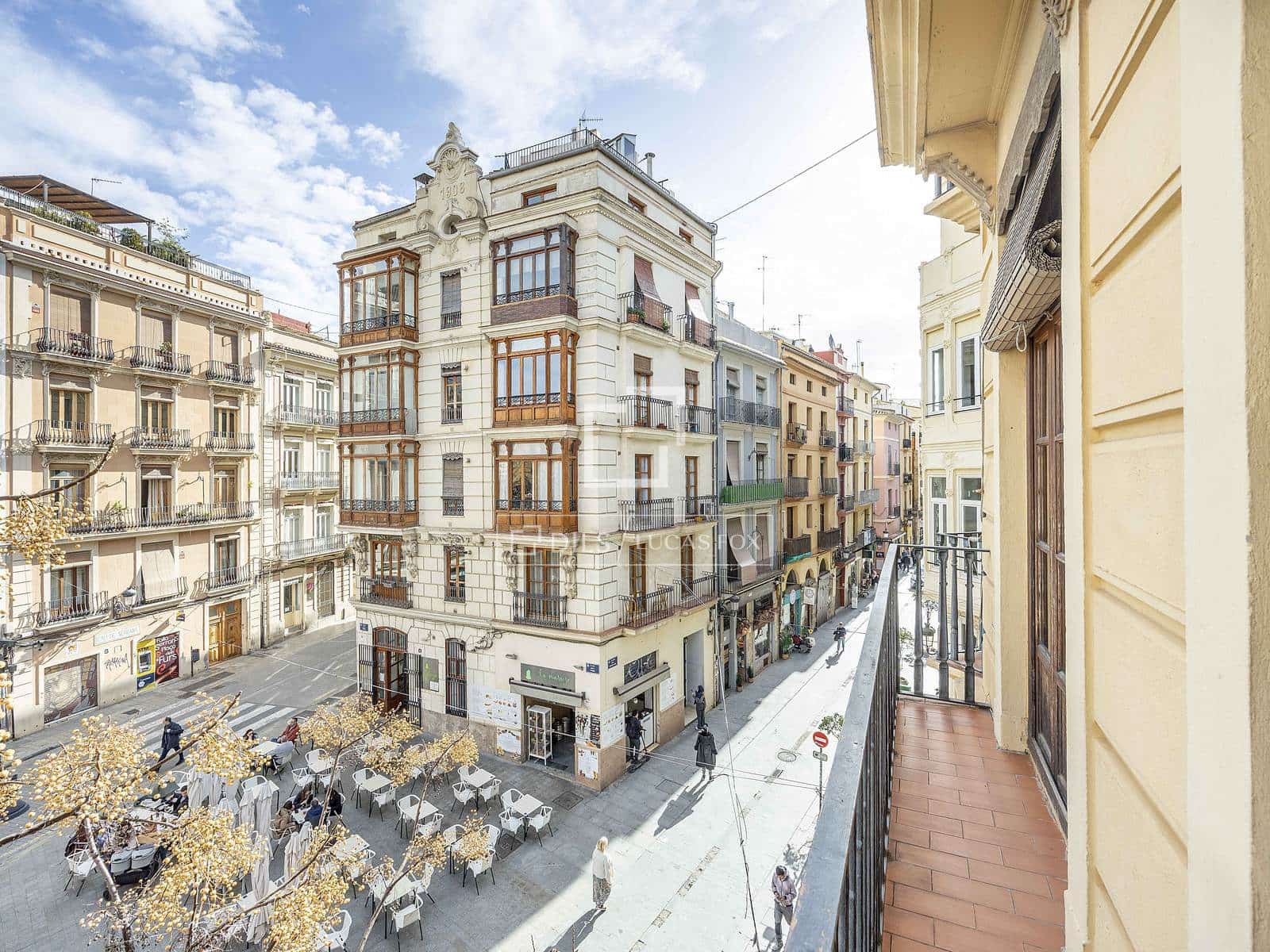 1 slaapkamer Appartement te koop in Valencia stad - € 435.000 (Ref: 10008075)