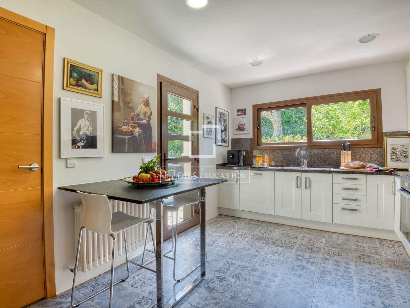 5 soverom Villa til salgs i Santa Cristina d'Aro med svømmebasseng garasje - € 1 300 000 (Ref: 10009354)