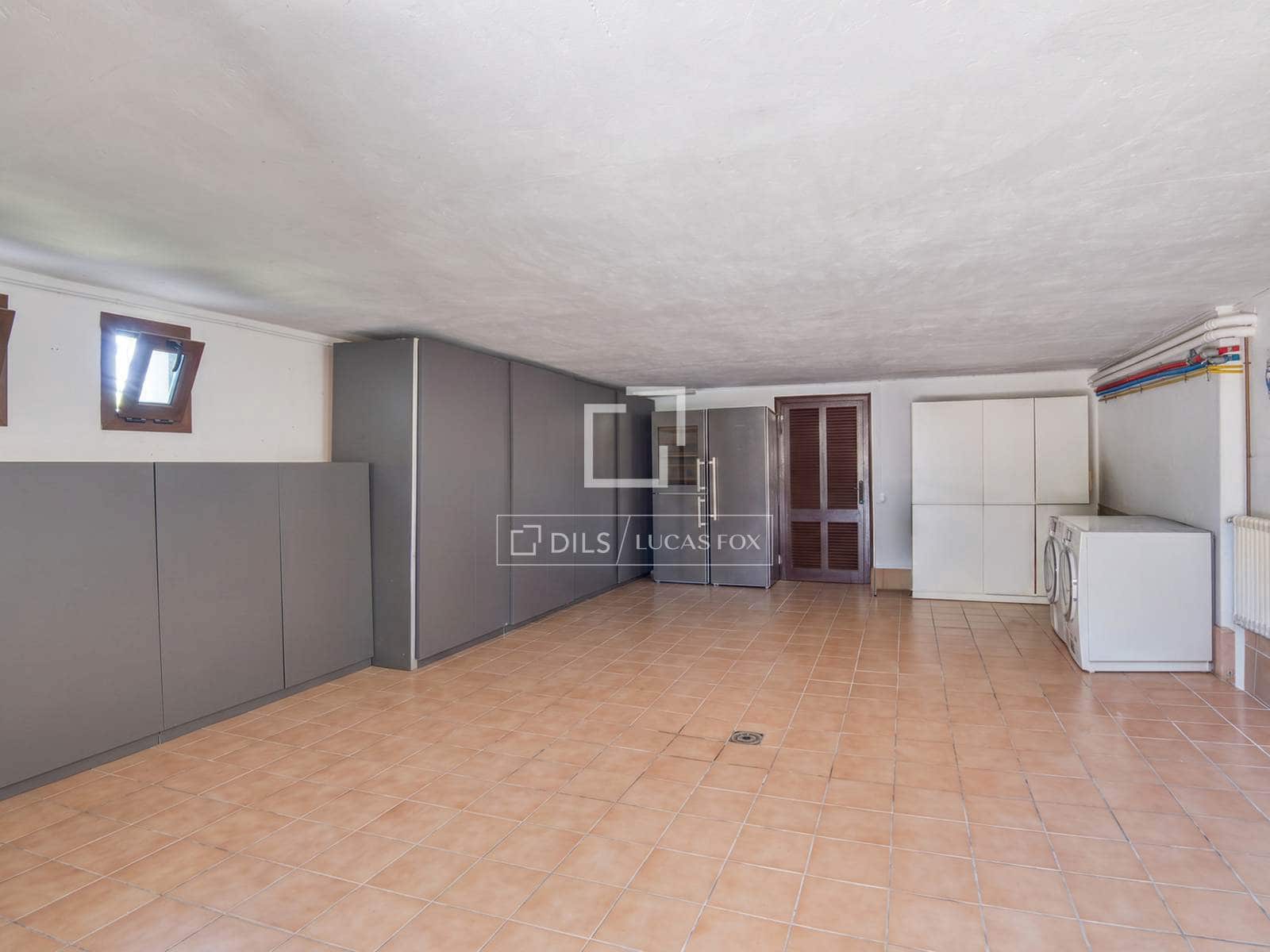 5 soverom Villa til salgs i Santa Cristina d'Aro med svømmebasseng garasje - € 1 300 000 (Ref: 10009354)