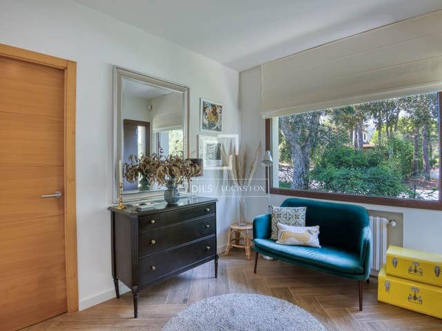 5 soverom Villa til salgs i Santa Cristina d'Aro med svømmebasseng garasje - € 1 300 000 (Ref: 10009354)