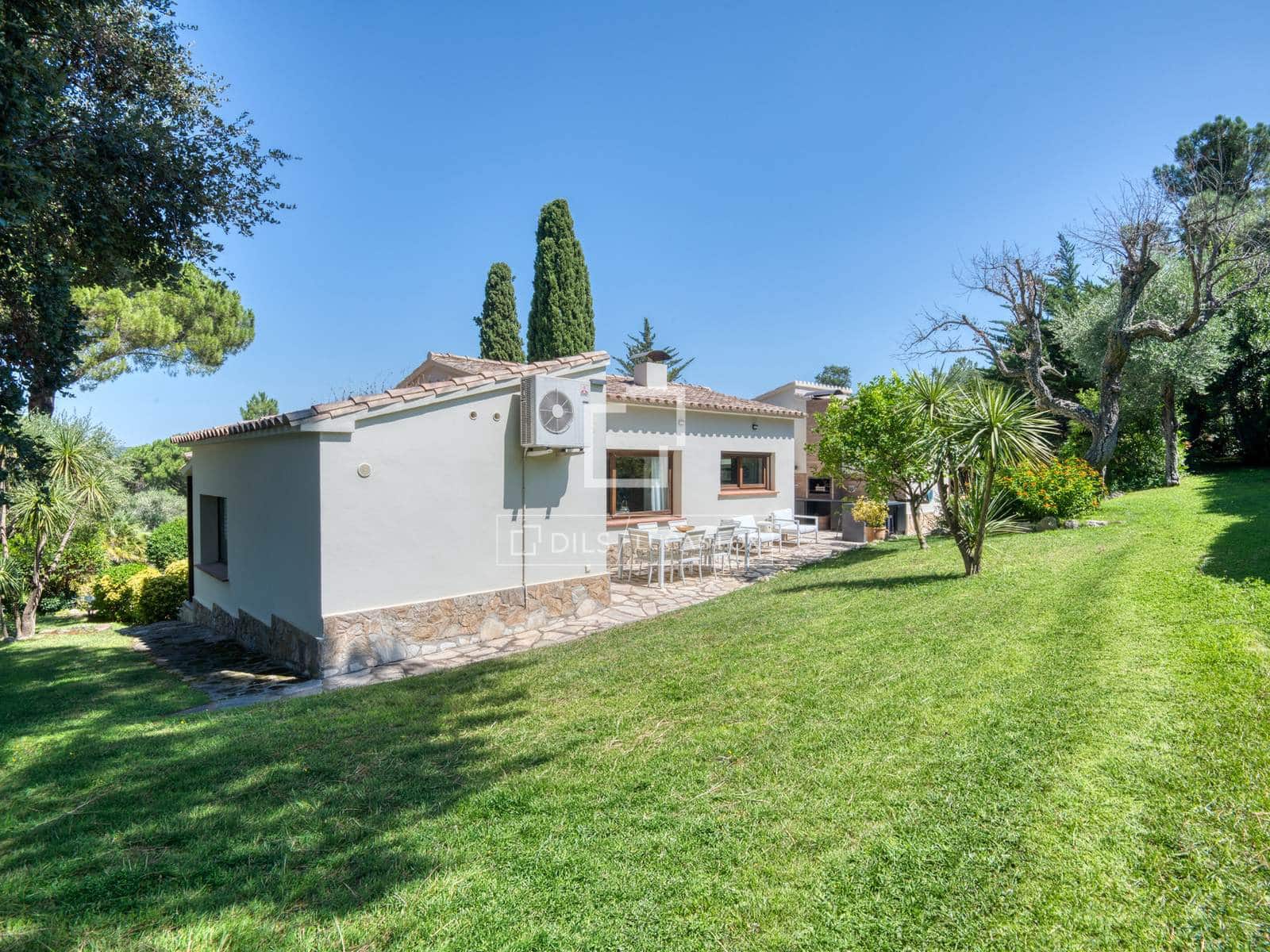 5 soverom Villa til salgs i Santa Cristina d'Aro med svømmebasseng garasje - € 1 300 000 (Ref: 10009354)