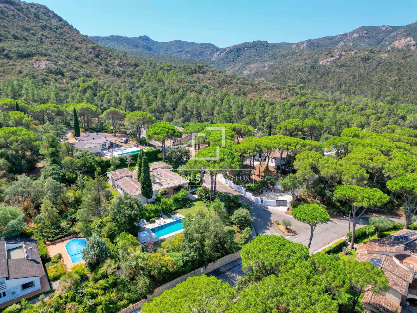 5 soverom Villa til salgs i Santa Cristina d'Aro med svømmebasseng garasje - € 1 300 000 (Ref: 10009354)
