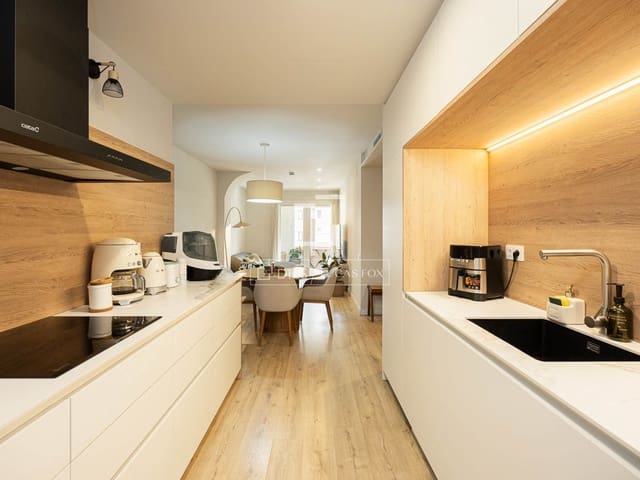 3 soverom Leilighet til salgs i Barcelona by - € 590 000 (Ref: 10009617)