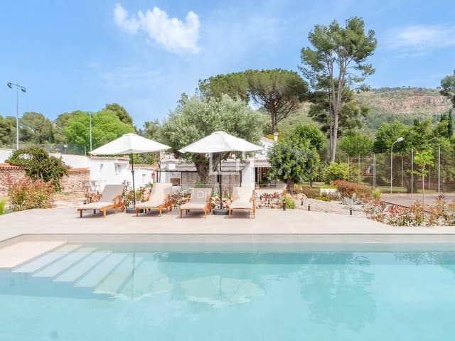 5 sovrum Villa att hyra i Náquera - 5 500 € (Ref: 10009618)