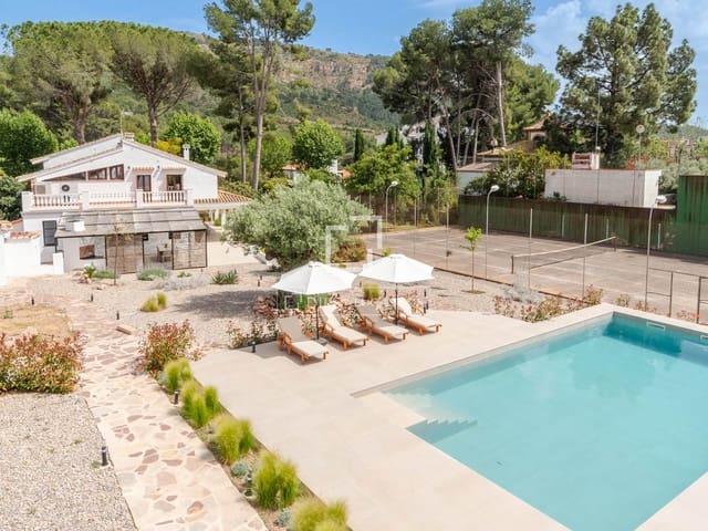 5 sovrum Villa att hyra i Náquera - 5 500 € (Ref: 10009618)