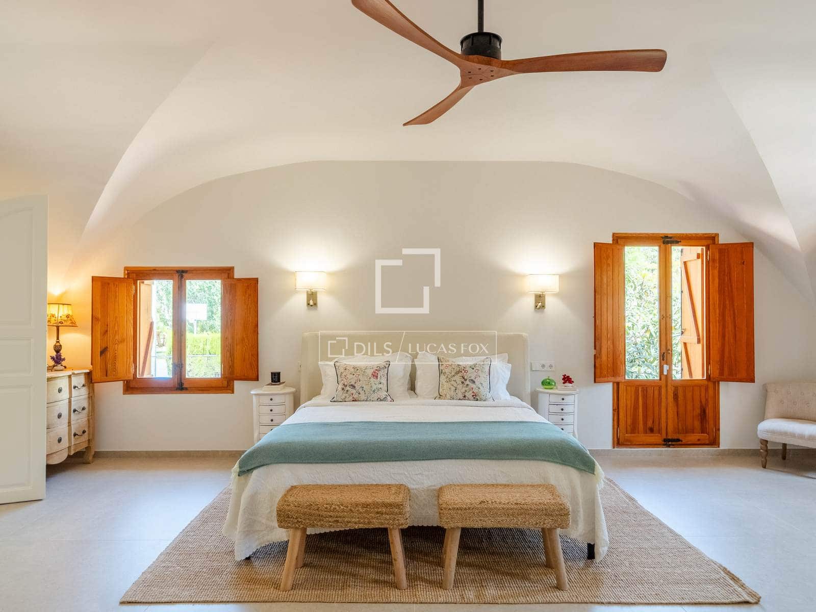 5 bedroom Villa for rent in Naquera with pool garage - € 5,500 (Ref: 10009618)