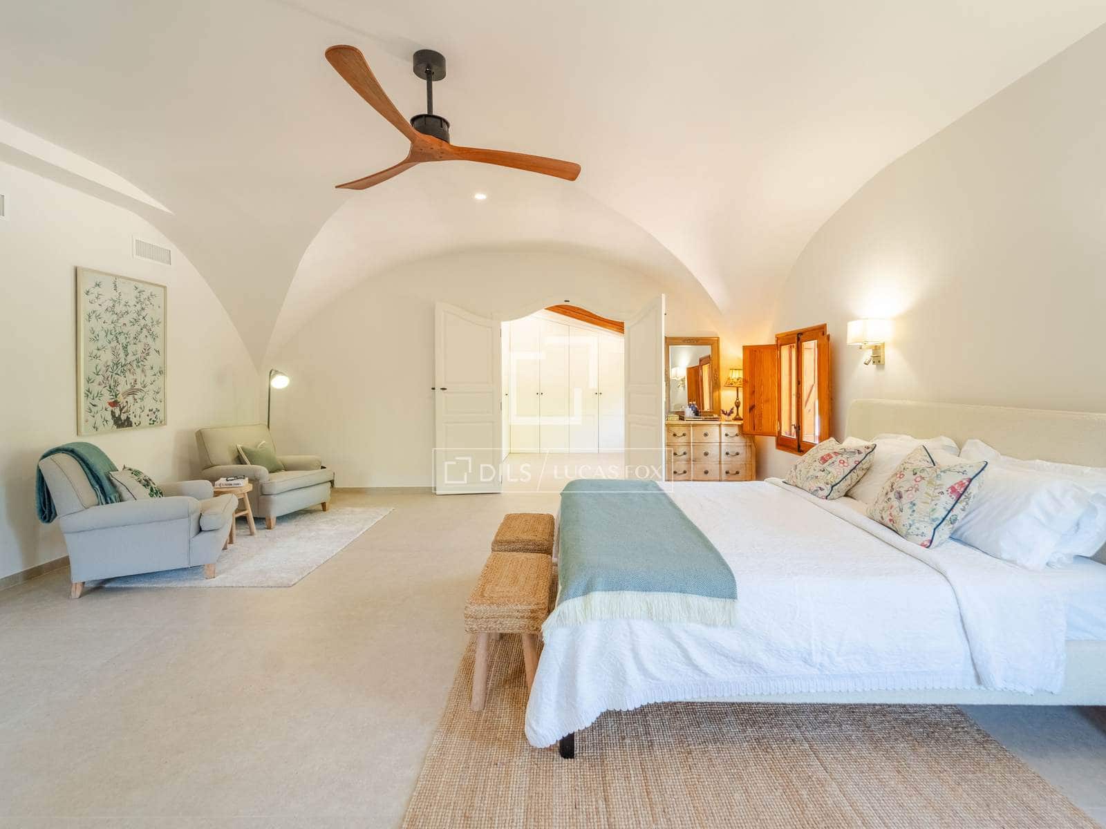 5 bedroom Villa for rent in Naquera with pool garage - € 5,500 (Ref: 10009618)