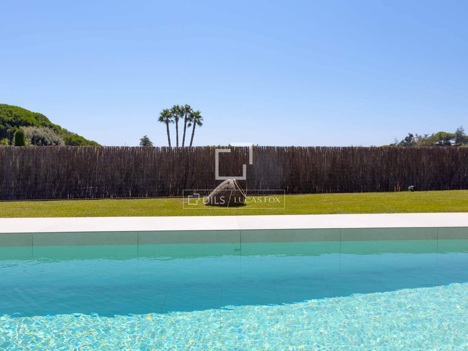 3 bedroom Villa for sale in Sant Vicenc de Montalt with pool garage - € 1,480,000 (Ref: 10009713)