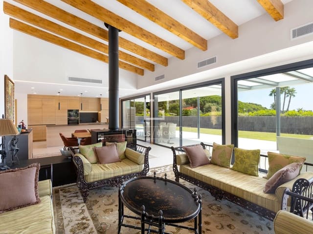 3 bedroom Villa for sale in Sant Vicenç de Montalt with pool garage - € 1,480,000 (Ref: 10009713)