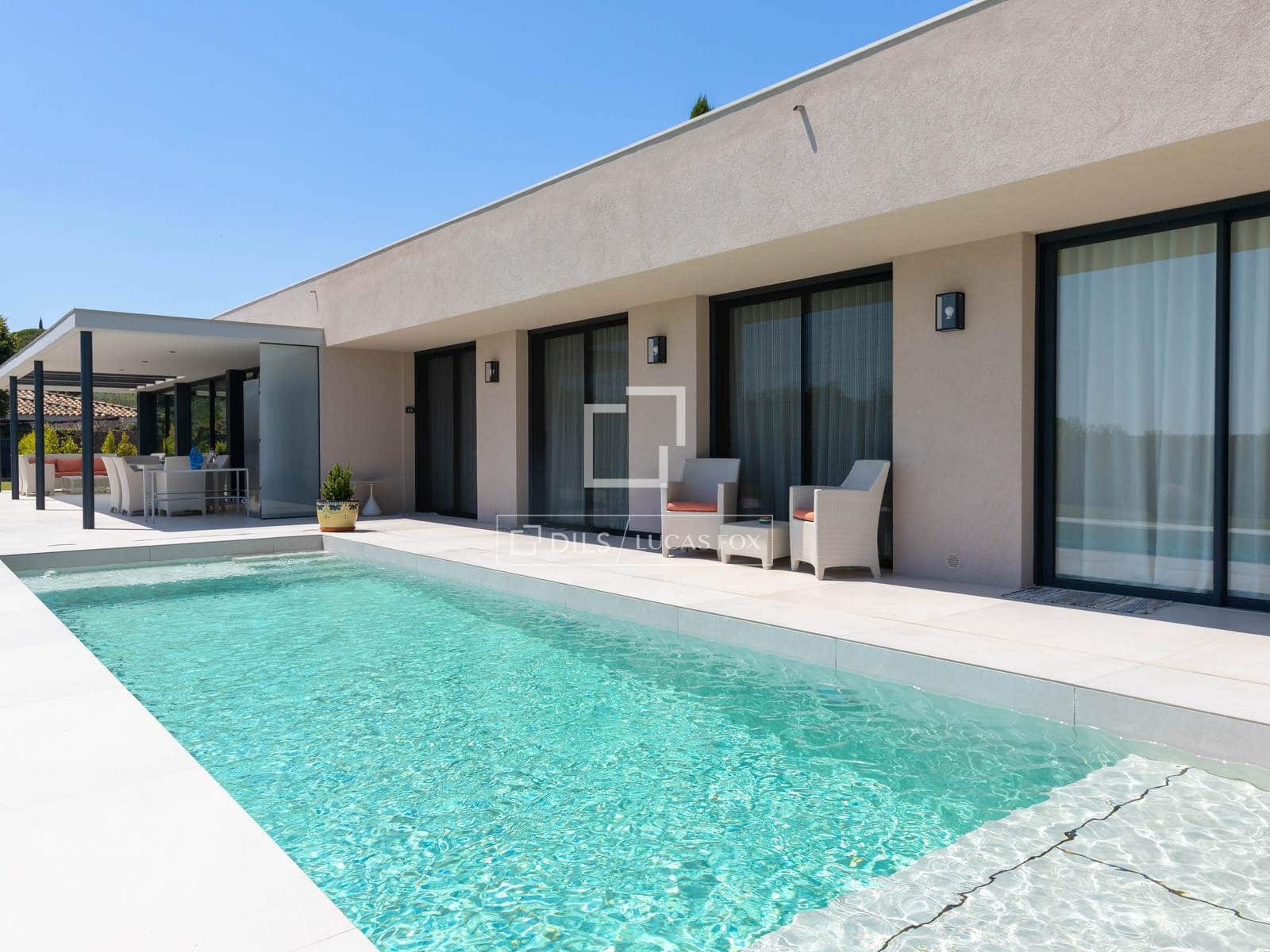 3 bedroom Villa for sale in Sant Vicenc de Montalt with pool garage - € 1,480,000 (Ref: 10009713)
