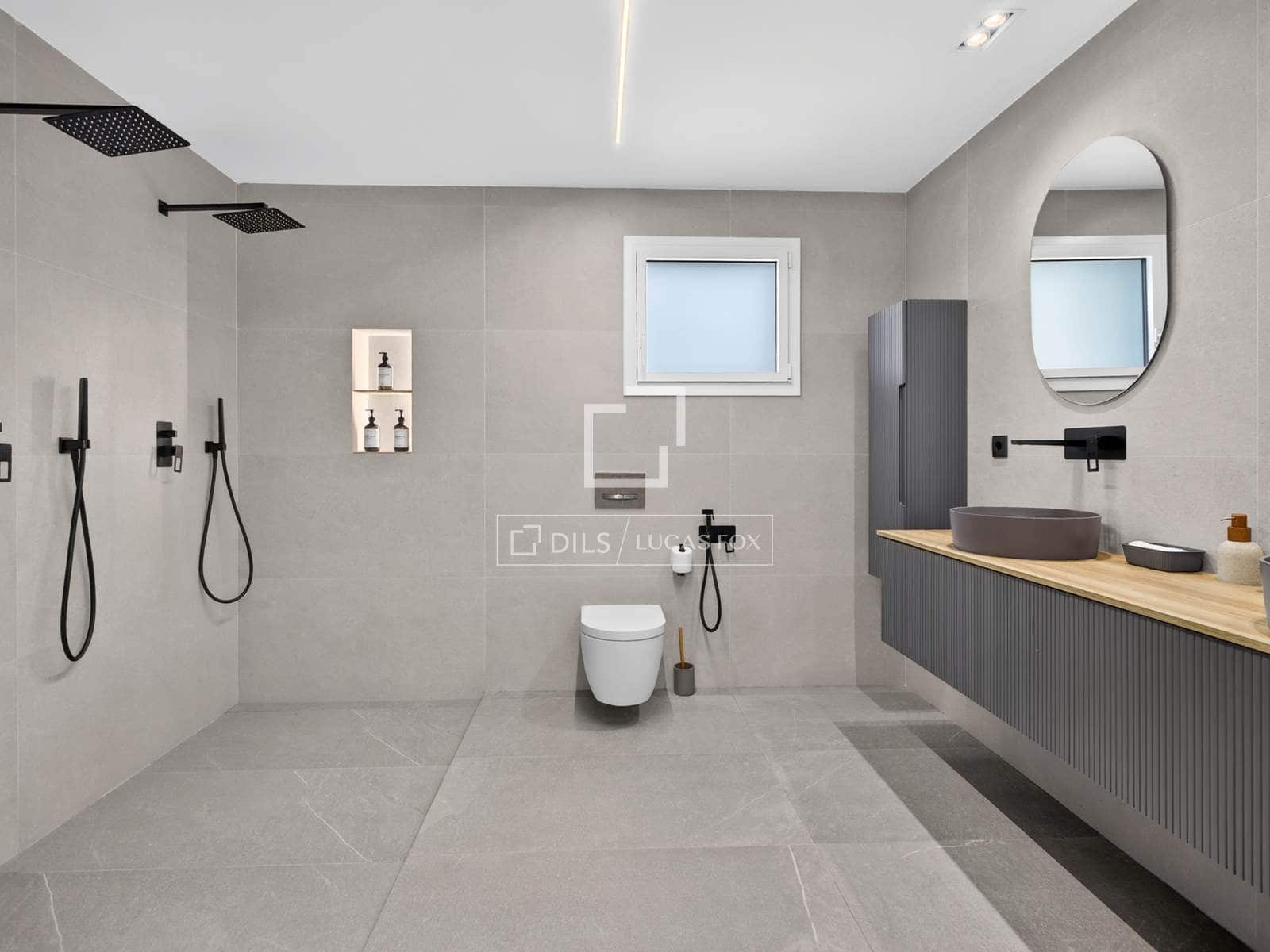 6 sovrum Villa till salu i Badalona med pool garage - 1 995 000 € (Ref: 10011850)