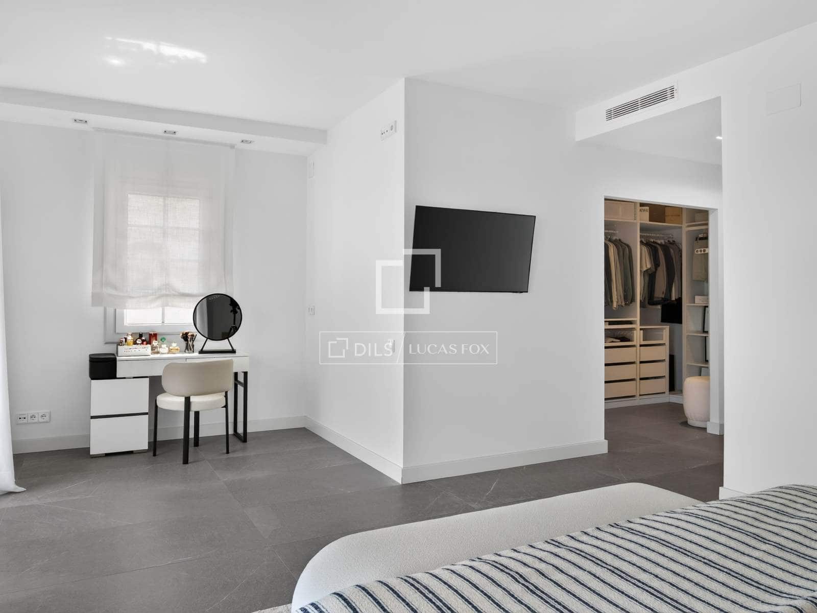 6 sovrum Villa till salu i Badalona med pool garage - 1 995 000 € (Ref: 10011850)