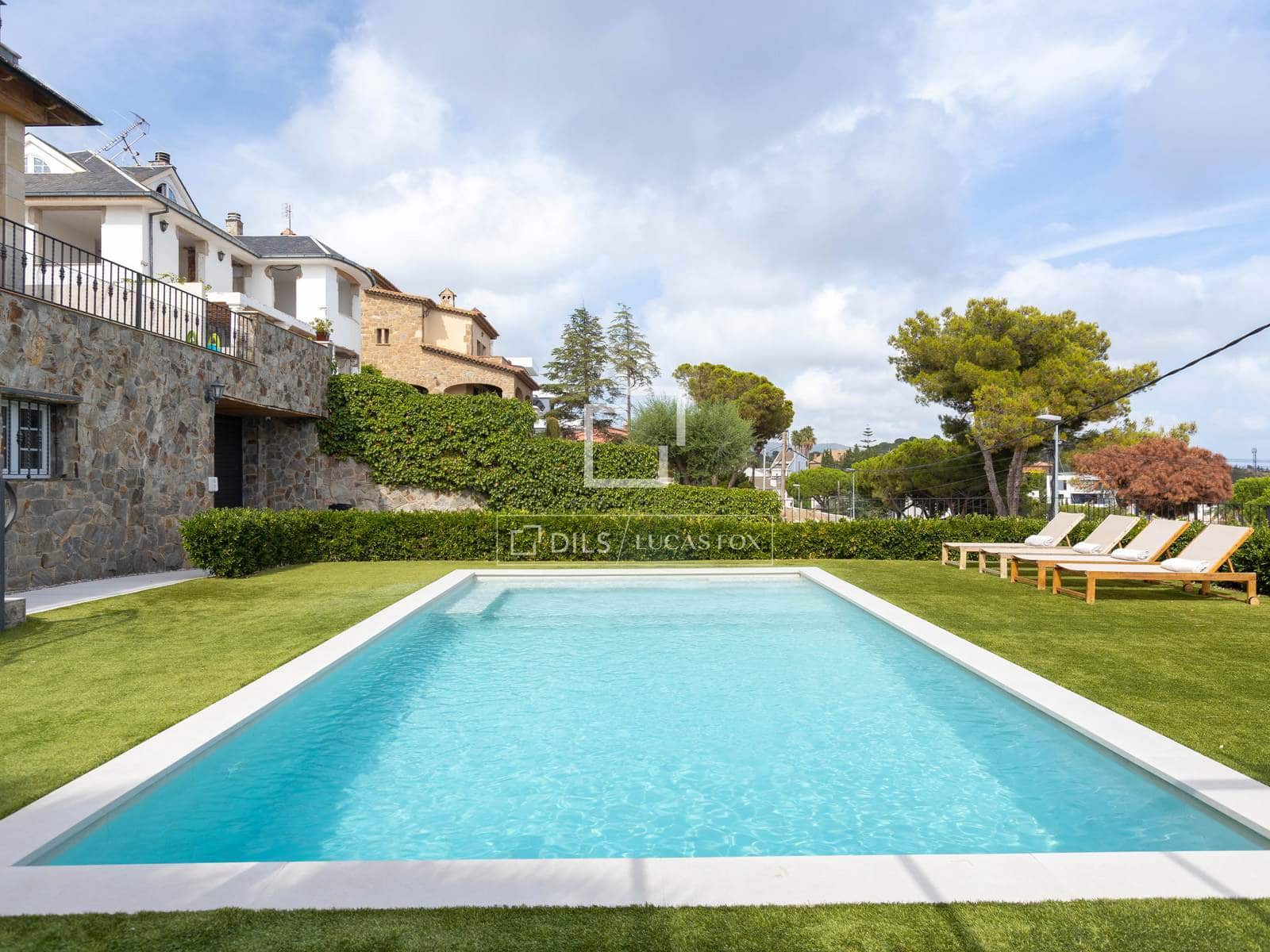 6 sovrum Villa till salu i Badalona med pool garage - 1 995 000 € (Ref: 10011850)
