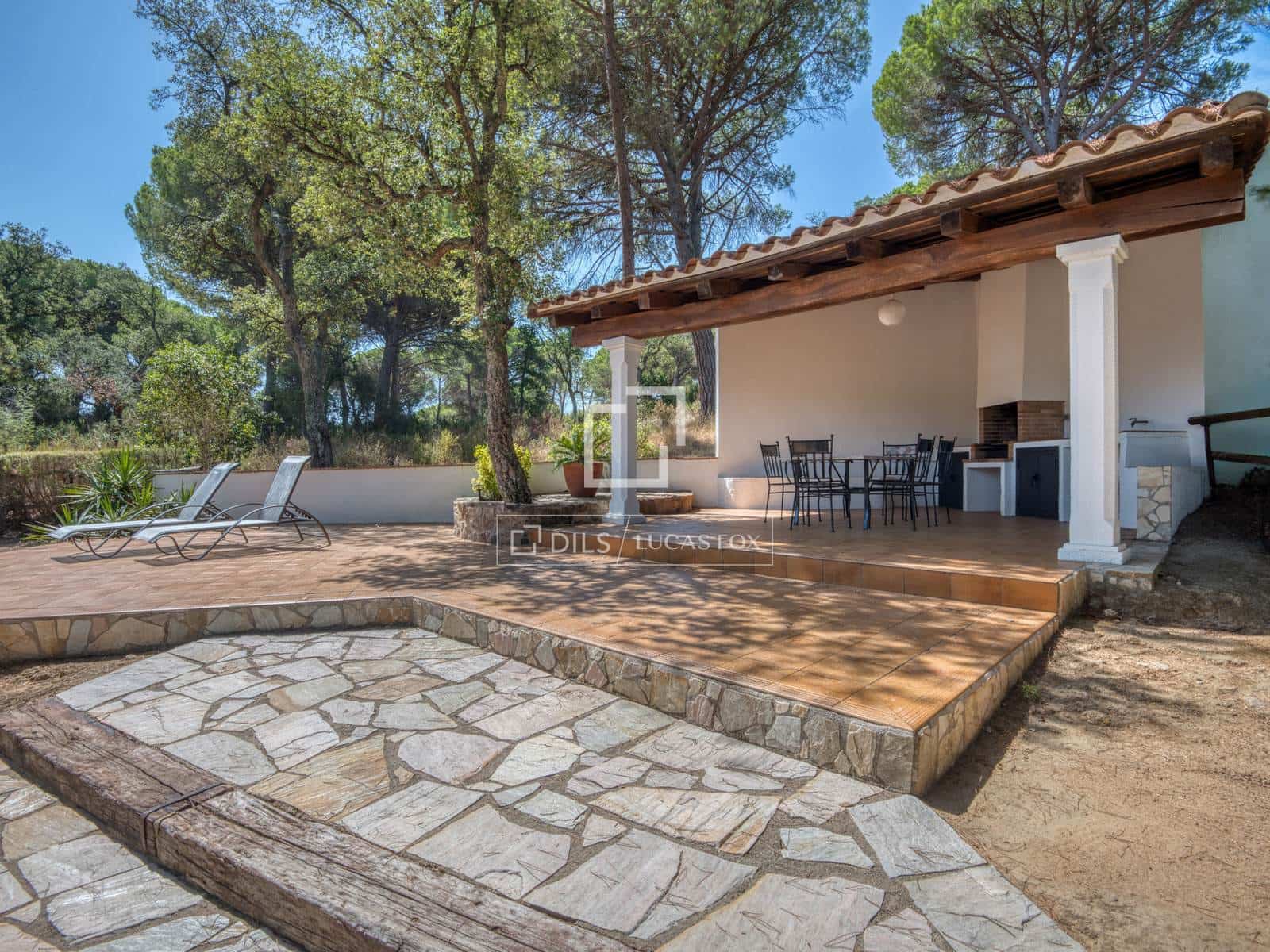 4 slaapkamer Villa te koop in Santa Cristina d'Aro met zwembad garage - € 725.000 (Ref: 10011851)